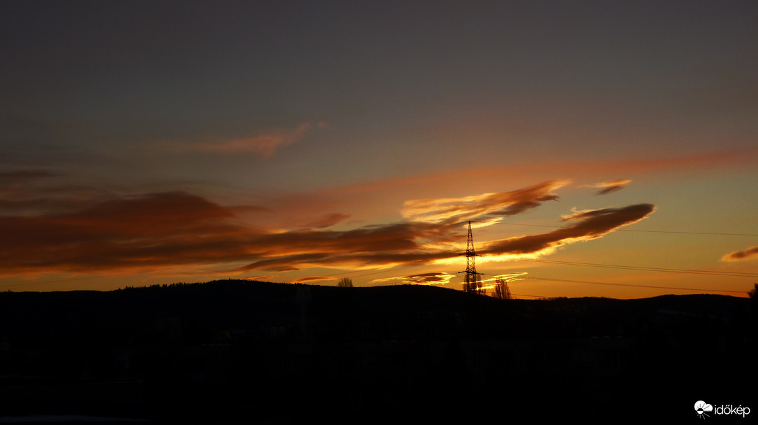Naplemente felhői