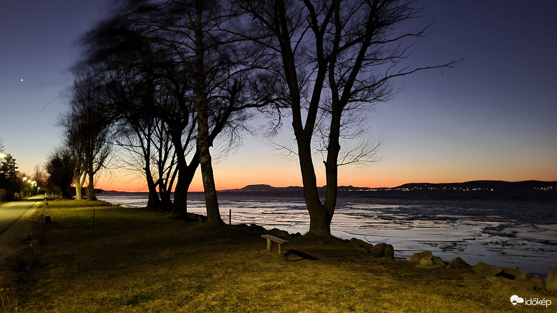 A kép címe: 8636 Balatonszemes, Berzsenyi u.