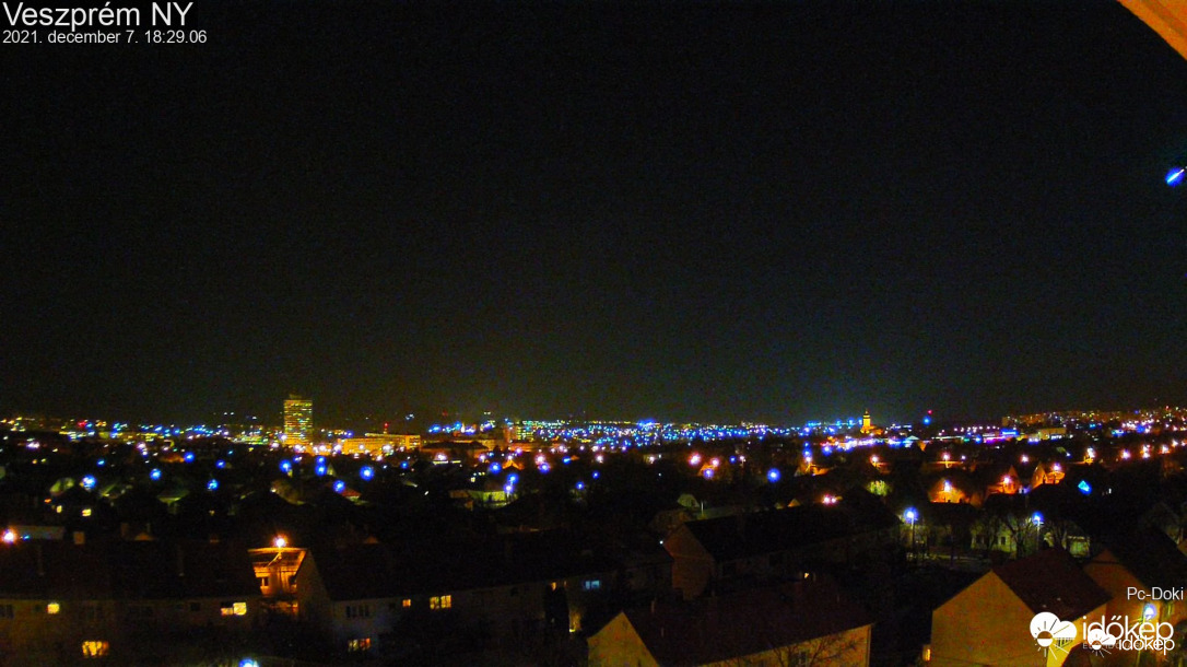 Tűzgömb 2021-12-07 18:29:06 Veszprém NY