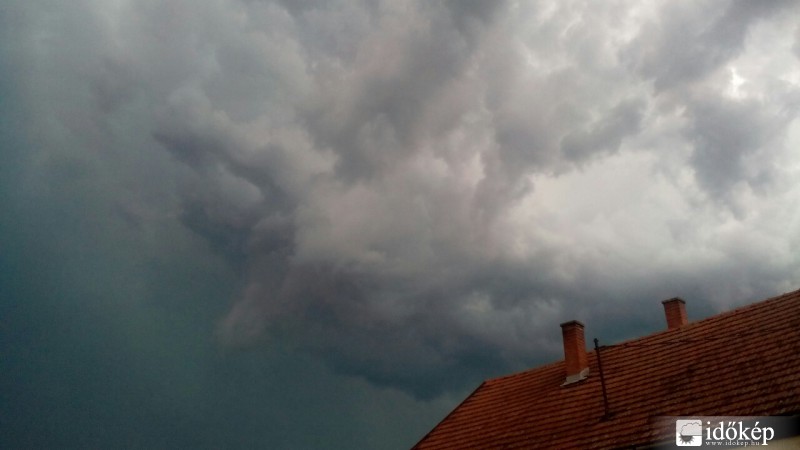 Észlelési fényképek