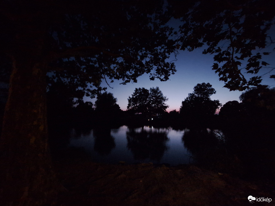 Balatonmáriafürdô - La notte