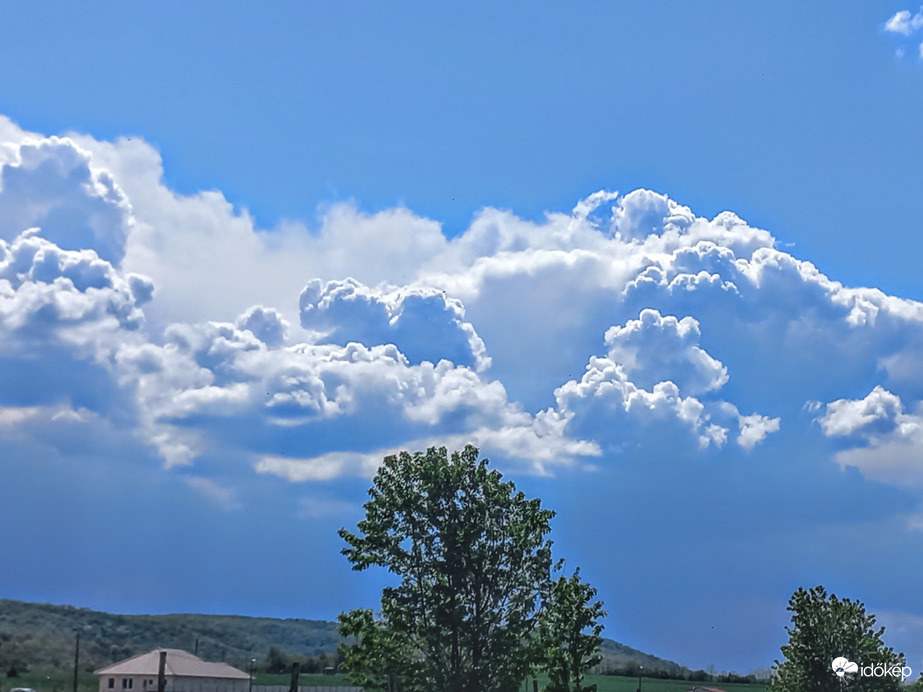 Délutáni zivatarok. 