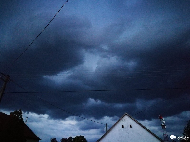 Észlelési fényképek