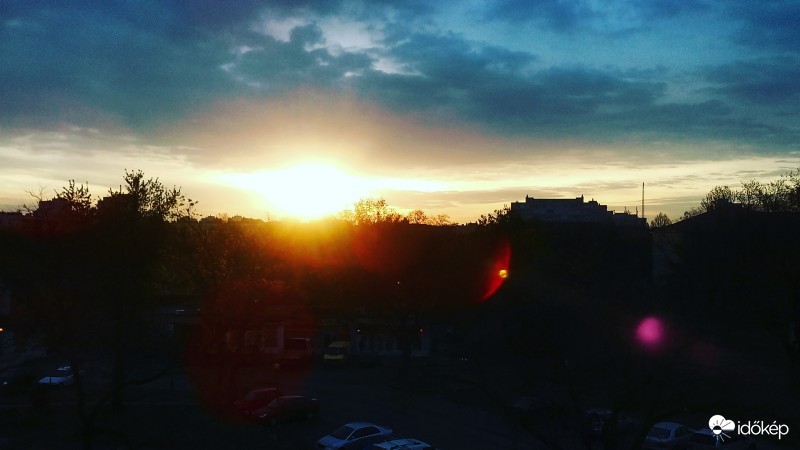 Észlelési fényképek