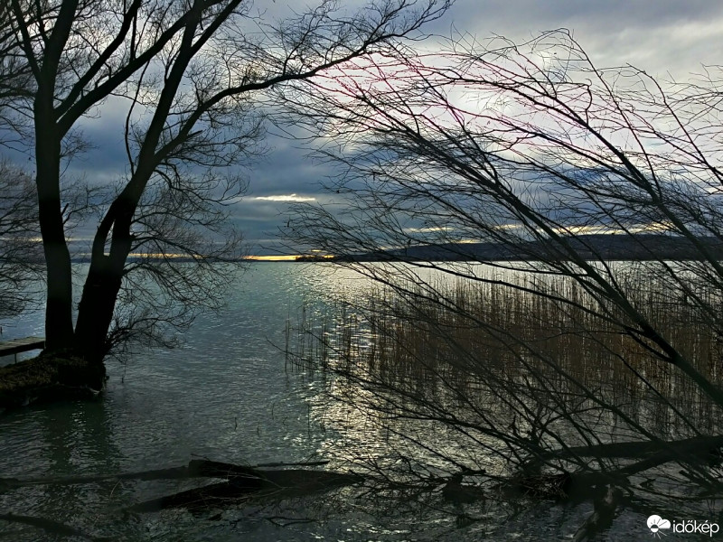 Balatonfűzfő
