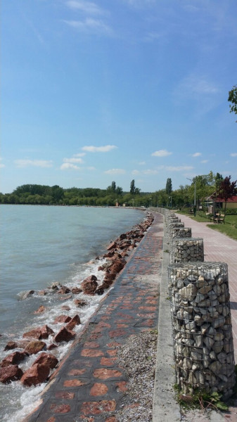 Balatonfűzfő