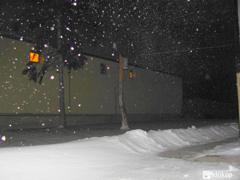 Szabadbattyán 2012.02.06   19:54