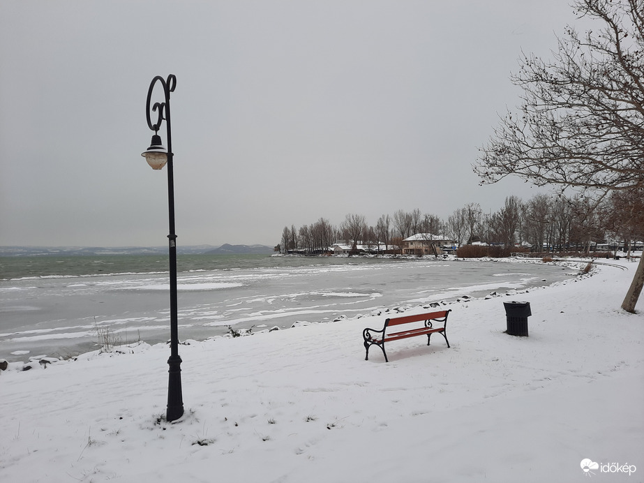 Balatonföldvári jegesedés 